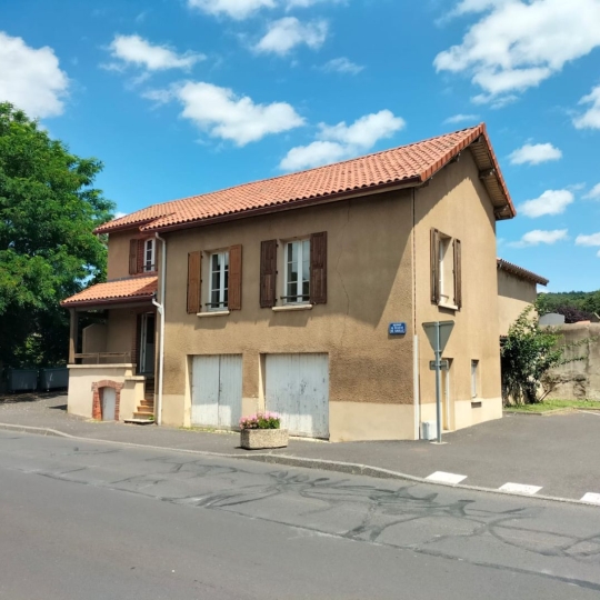  AGENCE TERRES D'IMMO : House | MASSIAC (15500) | 64 m2 | 70 000 € 