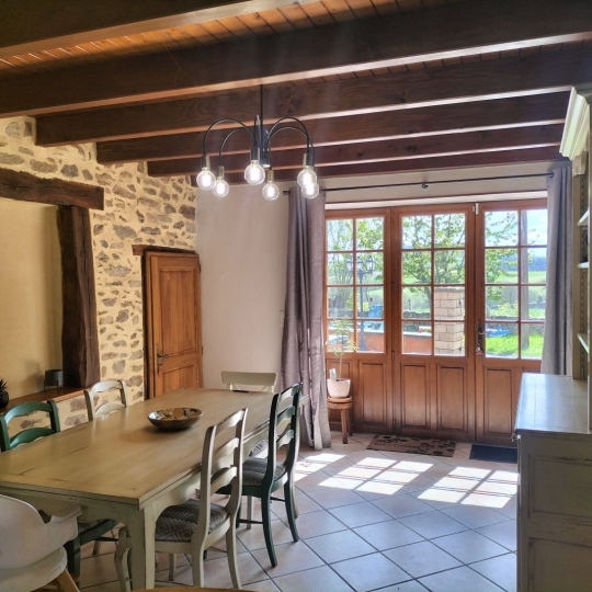  AGENCE TERRES D'IMMO : House | SAINT-MARY-LE-PLAIN (15500) | 140 m2 | 265 200 € 