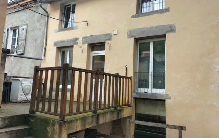  AGENCE TERRES D'IMMO Immeuble | BLESLE (43450) | 183 m2 | 133 100 € 